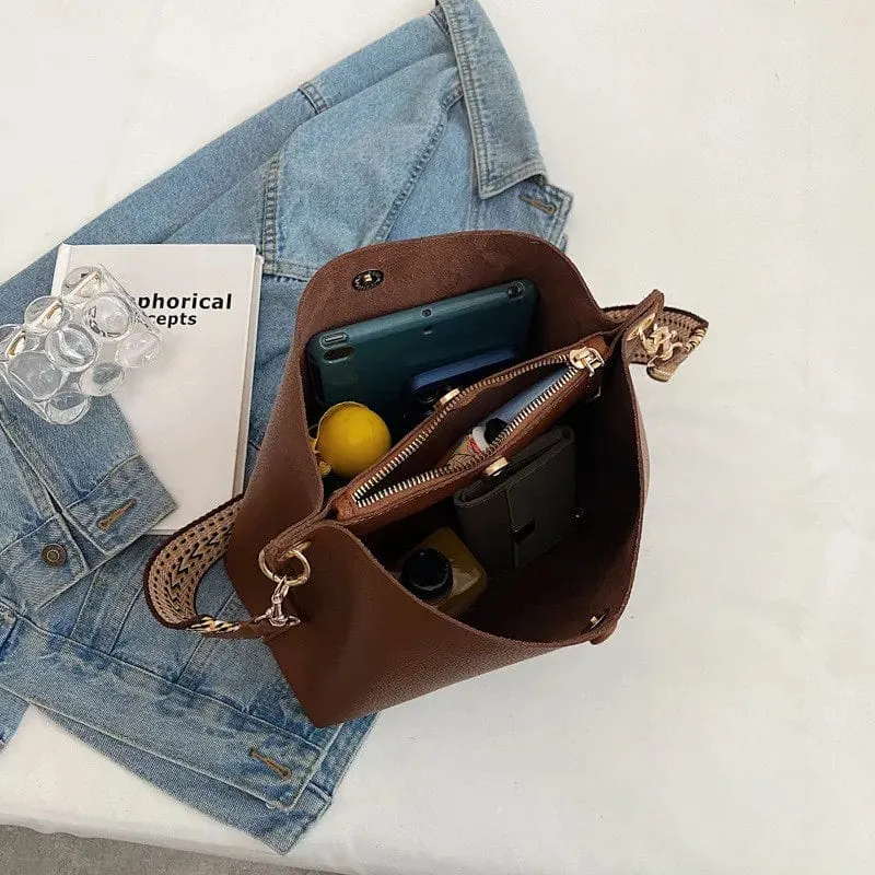 Modern Elegance Shoulder Bag